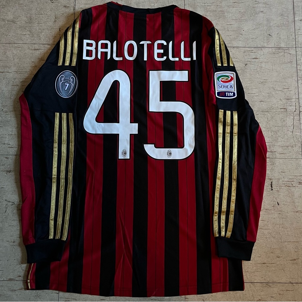 BALOTTELI 45 AC Milan 13/14 long sleeve home jersey